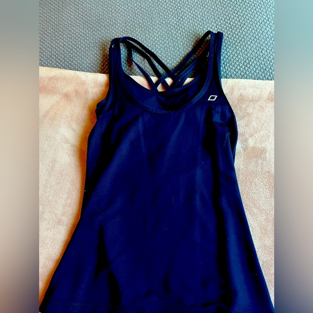 Lorna Jane built in bra tank! Absolutely gorgeous!